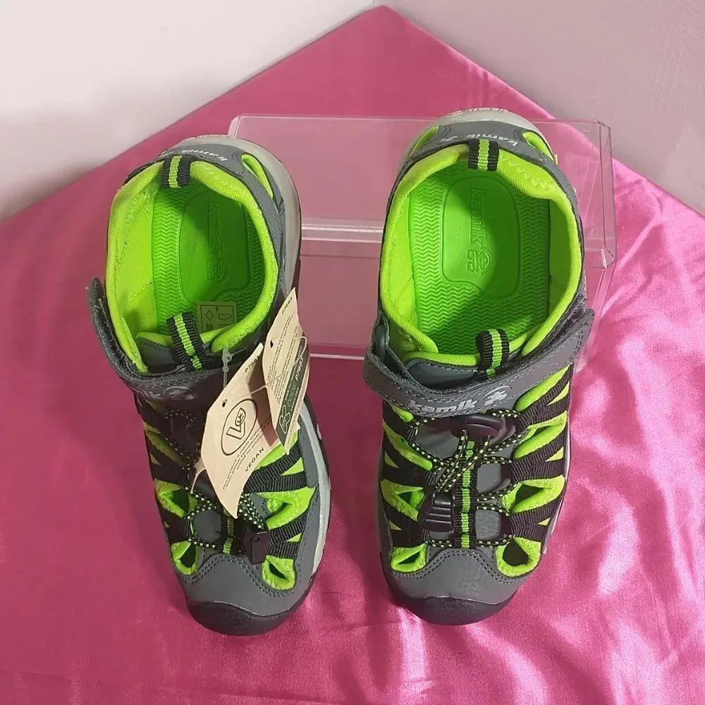 Kamik Wildcat Kids Youth SZ 3Y Charcoal / Lime Outdoor Camping Hiking Sandals